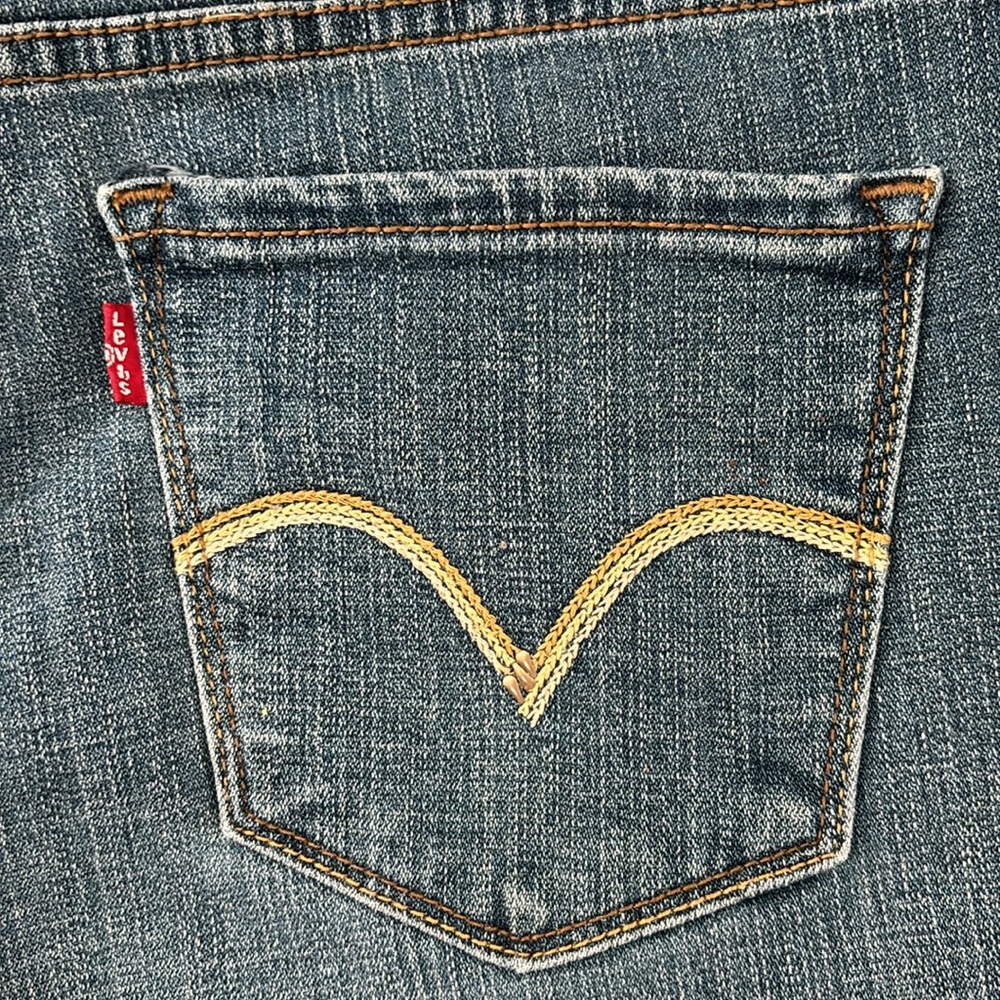 Levi’s Women’s Size 12 High Rise Bermuda Denim Shorts - Picture 10 of 11